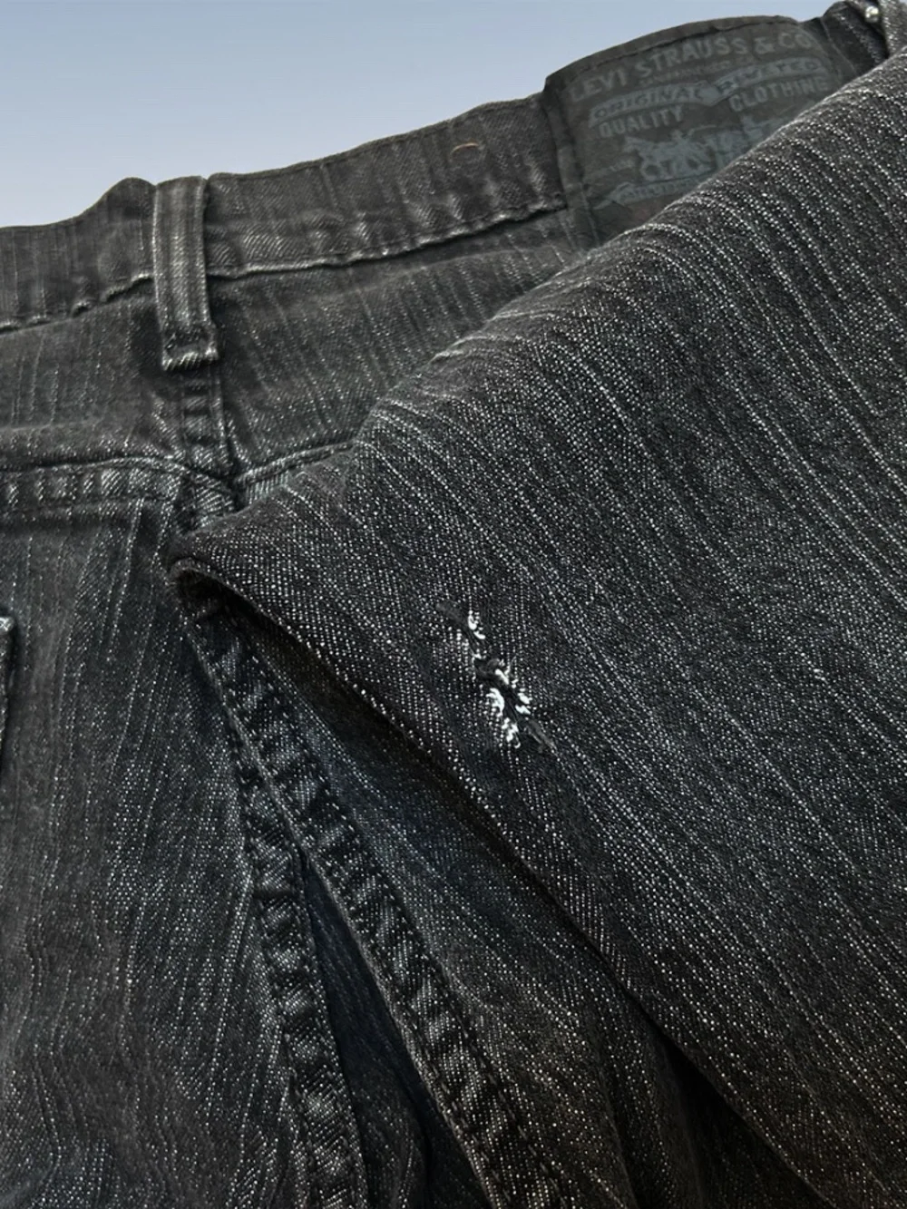 Men's LEVI'S 514 Charcoal Gray Worn Wash Slim Straight Jeans 32x34